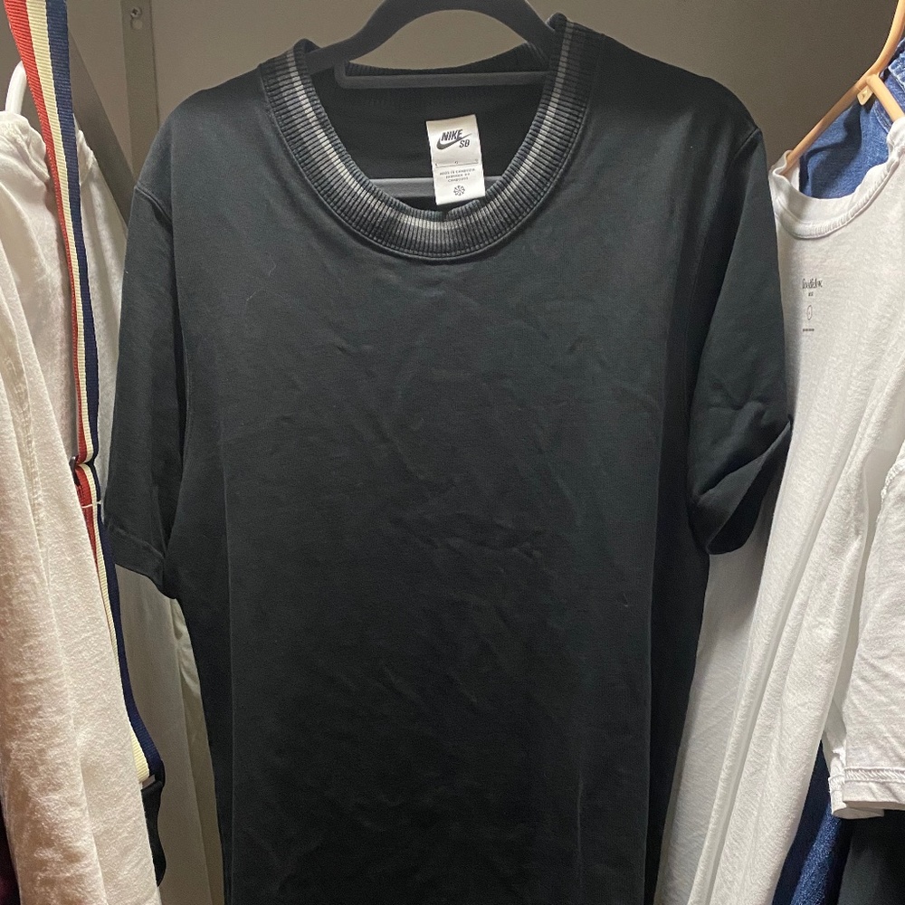 Nike SB tee